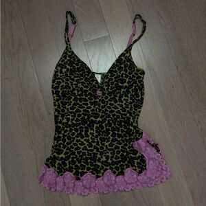 Vintage y2k pink cheetah leopard print lingerie
